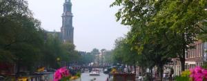 Liefhebbers van Amsterdamse grachtenrondvaarten