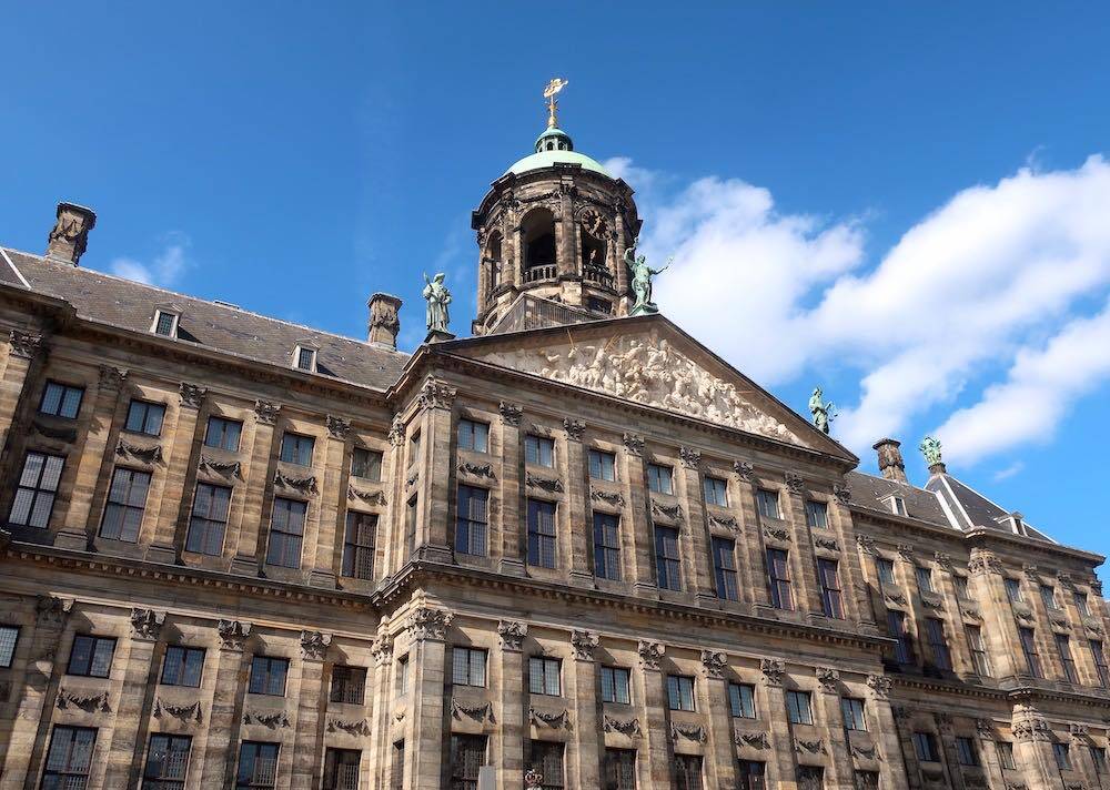 Free must see in Amsterdam Dam Square